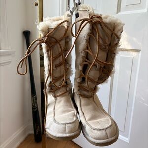 UGG Tan Winter Boots with Fur Lining